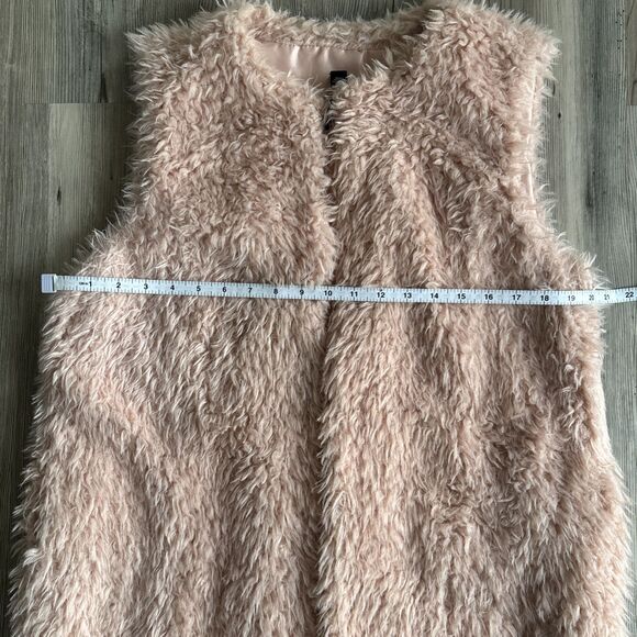 Lord & Taylor Design Lab Fairycore Mob Wife Aesthetic Pink Fur Vest Medium - Picture 3 of 8